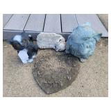 (4) plastic lawn decorations