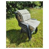 (4) patio chairs