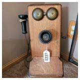 Antique wall phone (heavy, probably is complete)