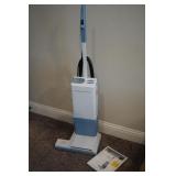 LUX Guardian Upright Vac
