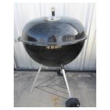 Weber Original Kettle Charcoal Grill