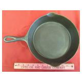 Favorite Piqua Ware 8A