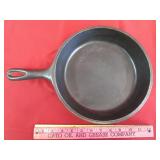 Unmarked Skillet