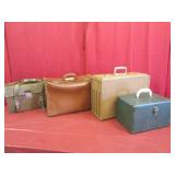 4 Carry Cases