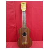 Artist Ukulele 22"
