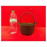 Cast Iron COSPER No 6 Smelting Pot with