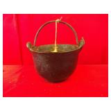 Sm Cast Iron Cauldron 4" x 6"  4.7 lbs