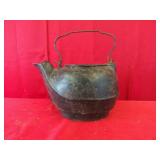 Cast Iron Bird Mouth Kettle