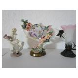 2 Figurines and Mantle Lamp