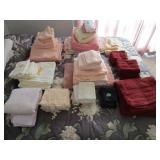 Large Lot - Bath Towels, Hand Towels, Wash Cloths,
