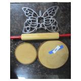 Butterfly Trivet, Rolling Pin & 2 Hot Pads