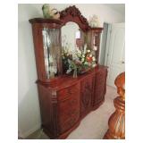 Magnolia Classics 8 Drawer Dresser w/ Curved Glass