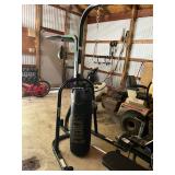 Everlast punching bag and stand Everlast punching bag and stand