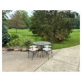 Cast iron outdoor patio set Cast iron outdoor patio set