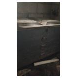  vintage carpenters chest