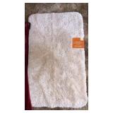 New w/ Tags Bath Rug & Plush Throw Blanket Fringe