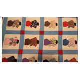 Vintage Sue Bonnet appliqued quilt