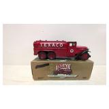 1990 Ertl 1930 2 1/2 ton Diamond Tanker Bank
