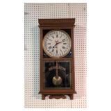 Antique Ingraham oak regulator clock
