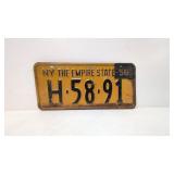 Original 1955 n. Y. License plate w/'56 year tag