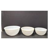 set of 3 vintage white swirl mixing bowls