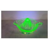 Vintage uranium glass reamer / juicer
