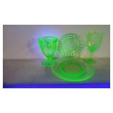 4 pieces vintage uranium glass