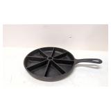Lodge cast iron cornbread skillet