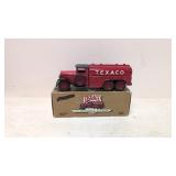 Ertl Die Cast 1930 Diamond Tnker Truck bank