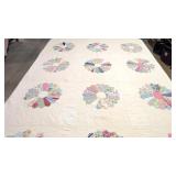 Antique local estate Dresden plate quilt