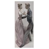 Llardo 'Happy Anniversary' Figurine