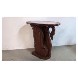 Carved Swam Accemt Tab;e