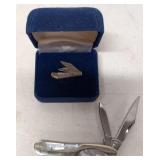 Frost Cutlery small 2 blade pocket knife & tie tac
