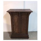 Antique Quarter Sawn oak podium