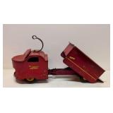 Vintage 1940s hydraulic Dump Truck