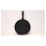 Vintage Lodge Cast Iron 10 1/2' Skillet griddle