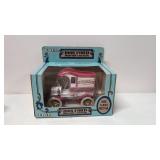 1987 Ertl 1905 Ford True Value Delivery car bank