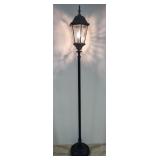 Outdoor metal post light