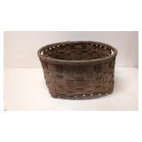Antique large round square bottom oak splint baskt