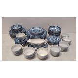 64 Fantastic pieces of Royal Warwick China