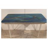 Hairpin Legs plastic top fish in water design tabe