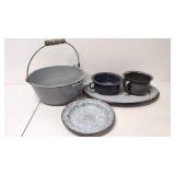 5 pieces of granite ware