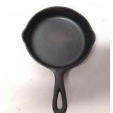 Wagner Ware Sidney # 3 cast iron skillet