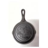 New Lodge 6 1/2' cast iron Wolf Skillet