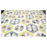 Printed design green and gray quilt