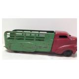 1940s Wyandotte cattle truck