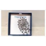 Tara Vanessa Rhinestone pin / brooch