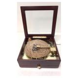 Mr. Christmas Dior Wooden Music Box & 16 disc.