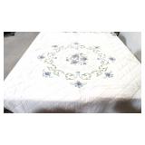 Appliqued floral quilt