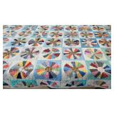 Vintage old Dresden Plate hand stitch quilt